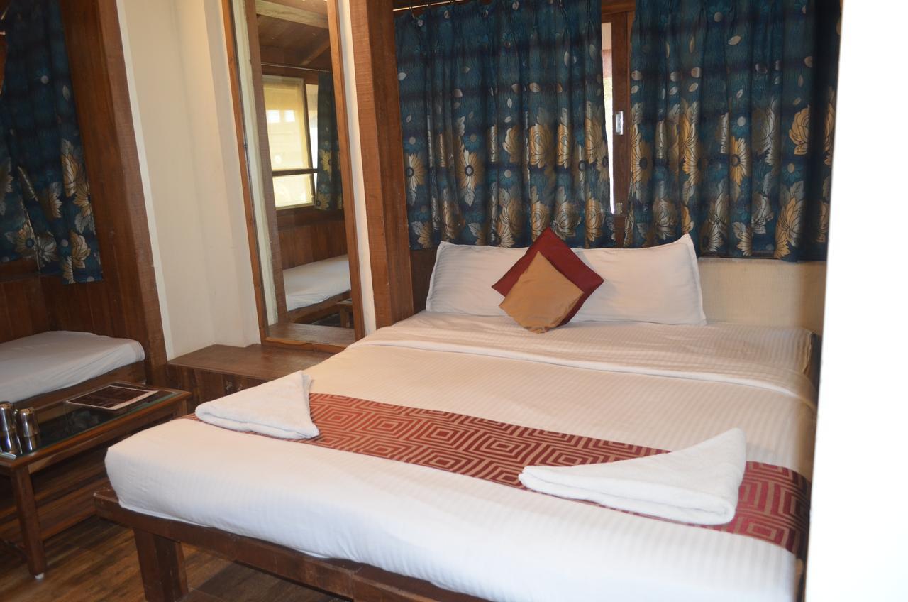 Kaular Atithis Grand Kokan Resort Ganpatipule Kültér fotó